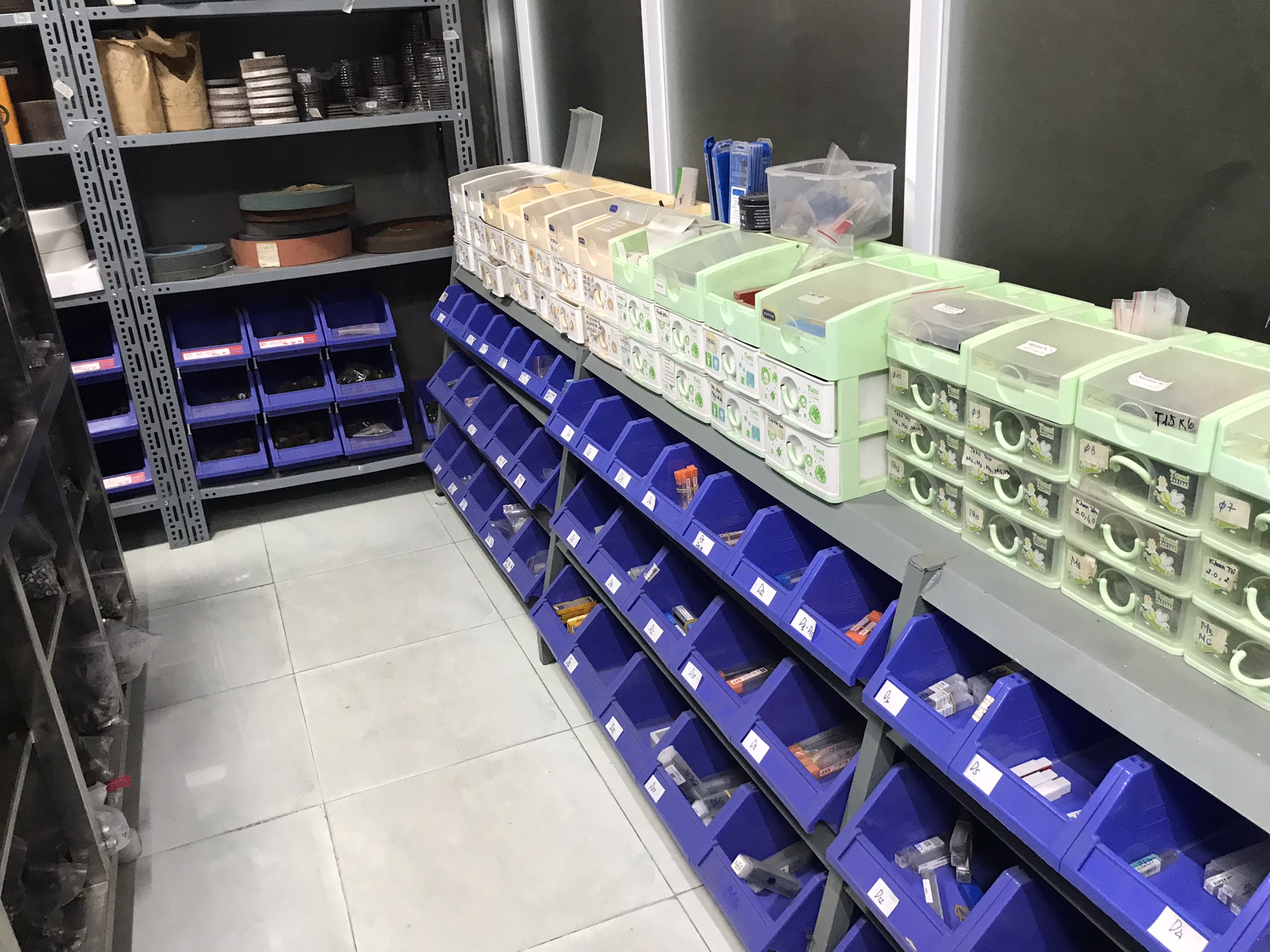 Tool rack (2).JPEG